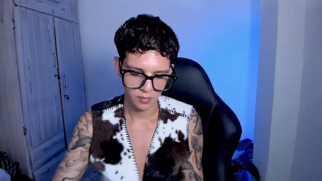 tylerrnova – webcam-show