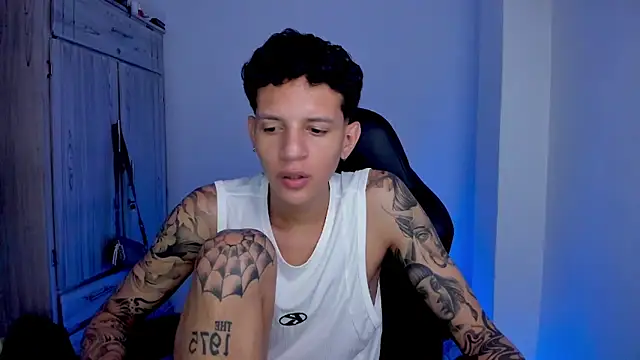 tylerrnova Webcam show