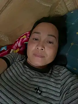 Loly_hana Pertunjukan Webcam