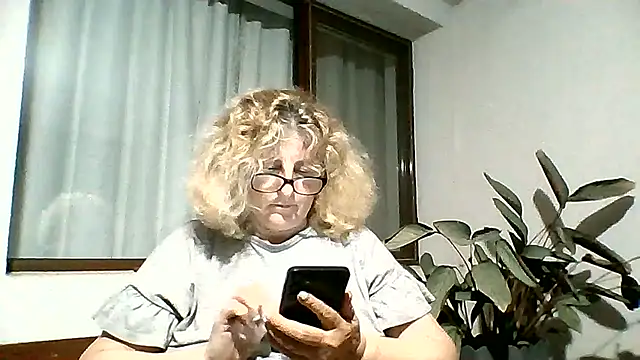 NoraMelow's Webcam Show