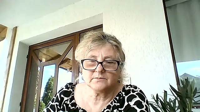 Živý XXX chat NoraMelow