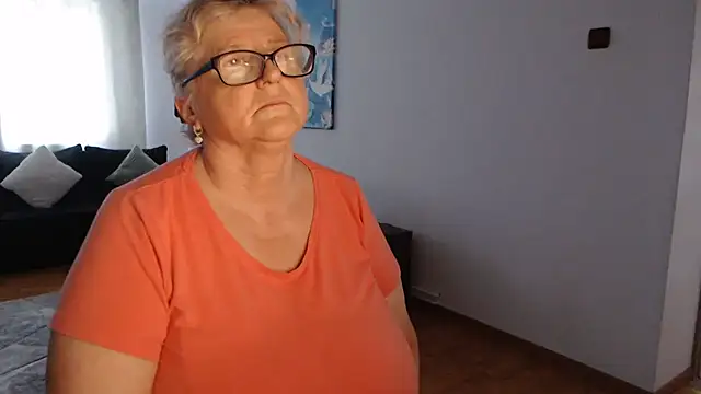 NoraMelow Webcamshow