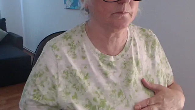 NoraMelow Webcam show