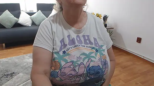 NoraMelow's Live XXX Chat