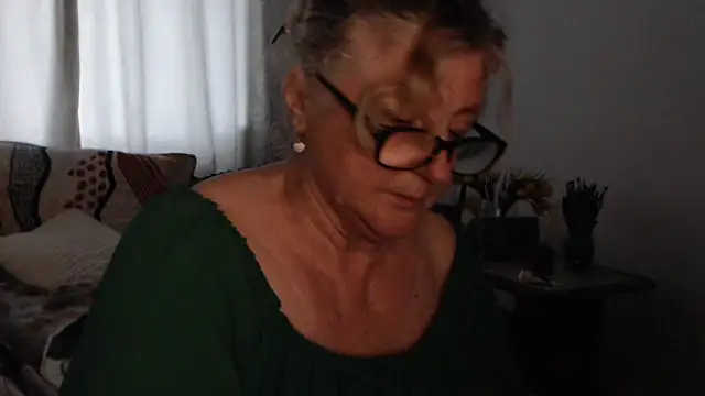 NoraMelow Webcam show
