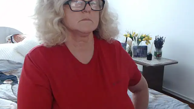 Chatroom XXX en direct de NoraMelow