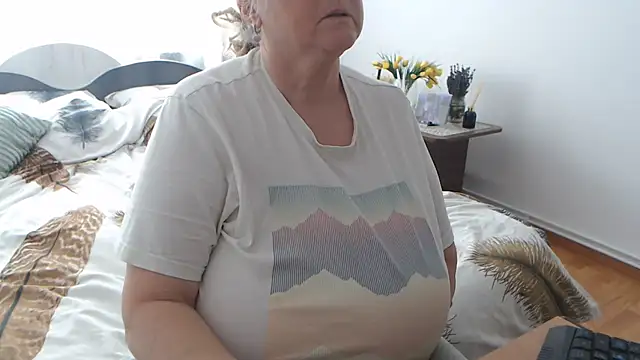 NoraMelown Live XXX chat
