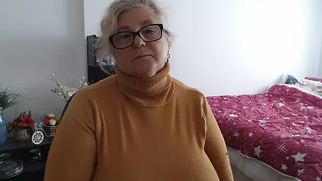 NoraMelow XXX чат на живо