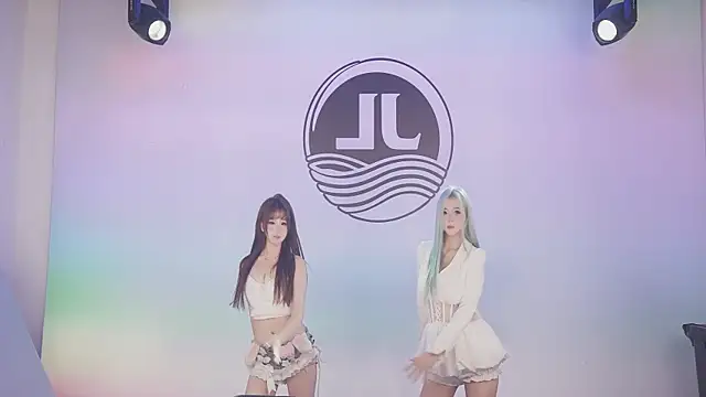 Sw-001 在線直播表演