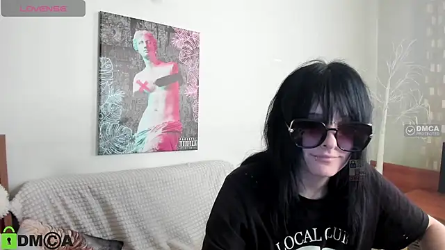 MillyMils: онлайн-секс-чат
