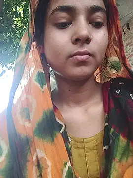 Simran_143のウェブカメラショー