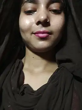 Simran_143 Webcam-Show