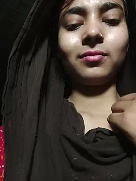 Simran_143 Pertunjukan Webcam