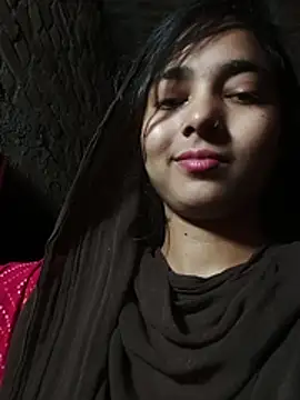Simran_143 webcam show