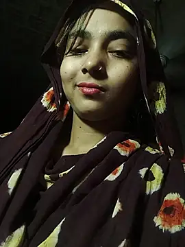 Simran_143 Adlı Modelin Web Kamerası Şovu