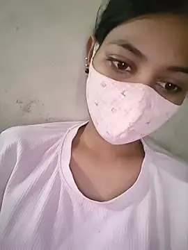 Simran_143 Webcam-Show