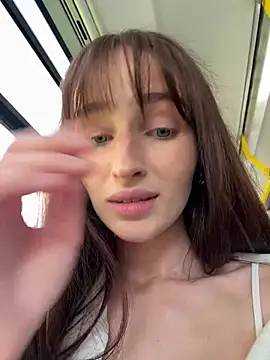 Вебкам-шоу -missbehaving-