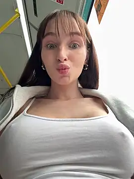-missbehaving-'s Webcam Show