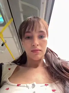 -missbehaving- Show in webcam