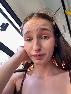 Czat XXX na żywo – -missbehaving-