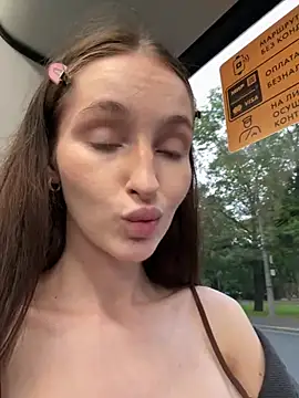 -missbehaving- Webcam show