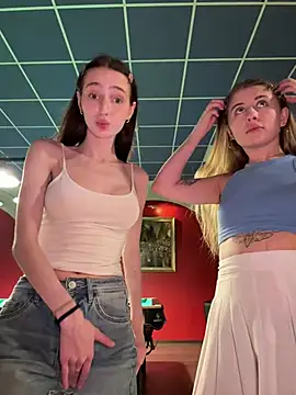 -missbehaving-'s Webcam Show