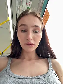 -missbehaving- Show in webcam