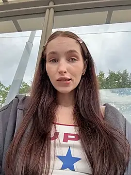 -missbehaving-'s Webcam Show