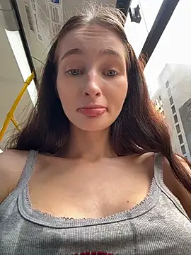 -missbehaving- Webcamshow