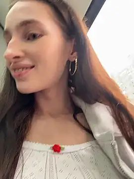 -missbehaving- Webcamshow
