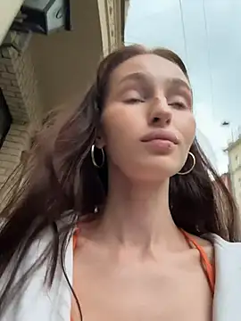 -missbehaving-'s Webcam Show