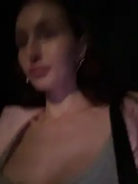 -missbehaving-'s Webcam Show