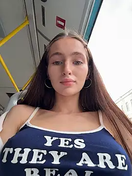 -missbehaving-'s Webcam Show