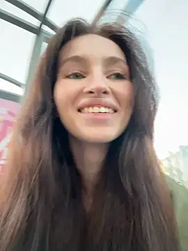 -missbehaving-'s Live Sex Cam Show
