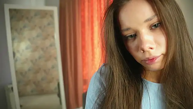 LucillaFigliola's Webcam Show