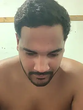 Show de Eumoreno13 na webcam