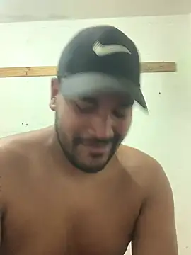 Eumoreno13's Webcam Show