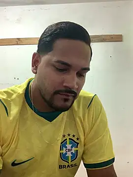 Show de Eumoreno13 na webcam