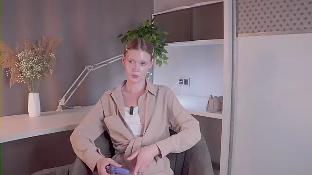 MagalyMarhefka Adlı Modelin Canlı XXX Sohbeti