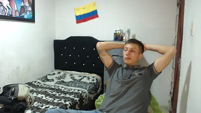 Show modela Stiiveen777 na web-kameri