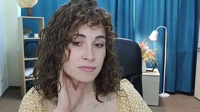 AudriaTagala webcam show