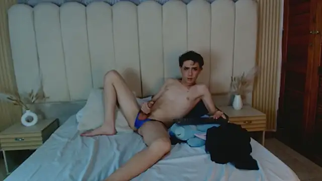 Leo_Williamss' Webcam Show