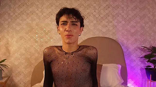 Leo_Williamss Adlı Modelin Web Kamerası Şovu