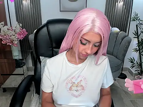 Honeyy_Taylor's Live XXX Chat