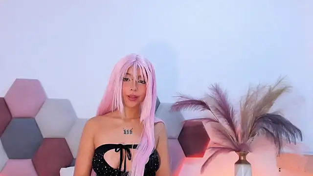 Honeyy_TaylorのライブXXXチャット