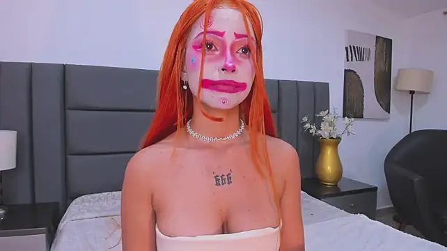 Honeyy_Taylor's Live XXX Chat