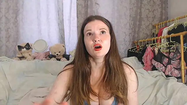 ChloeBrooklyn – webcam-show