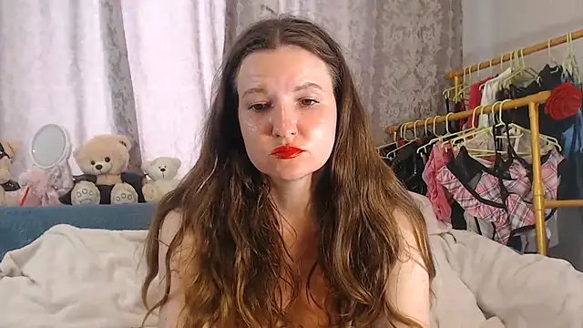ChloeBrooklyn Show in webcam