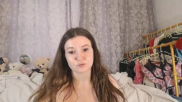 ChloeBrooklyn Adlı Modelin Web Kamerası Şovu