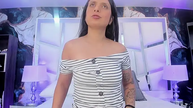 צ'אט XXX בשידור חי של Antonella_morrison